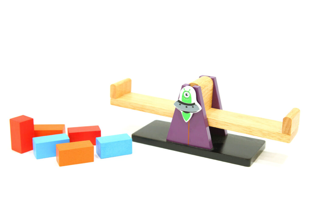 0812-1 ตาชั่งสองแขน